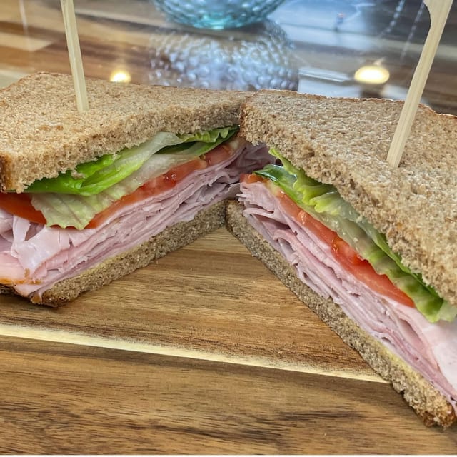 Deli Classic Ham.